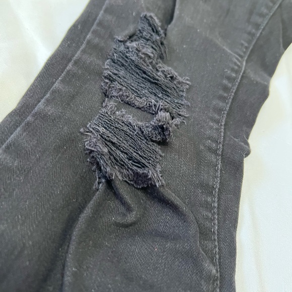 Levi's Black Skinny Jeans for Women - Picture 4 of 6